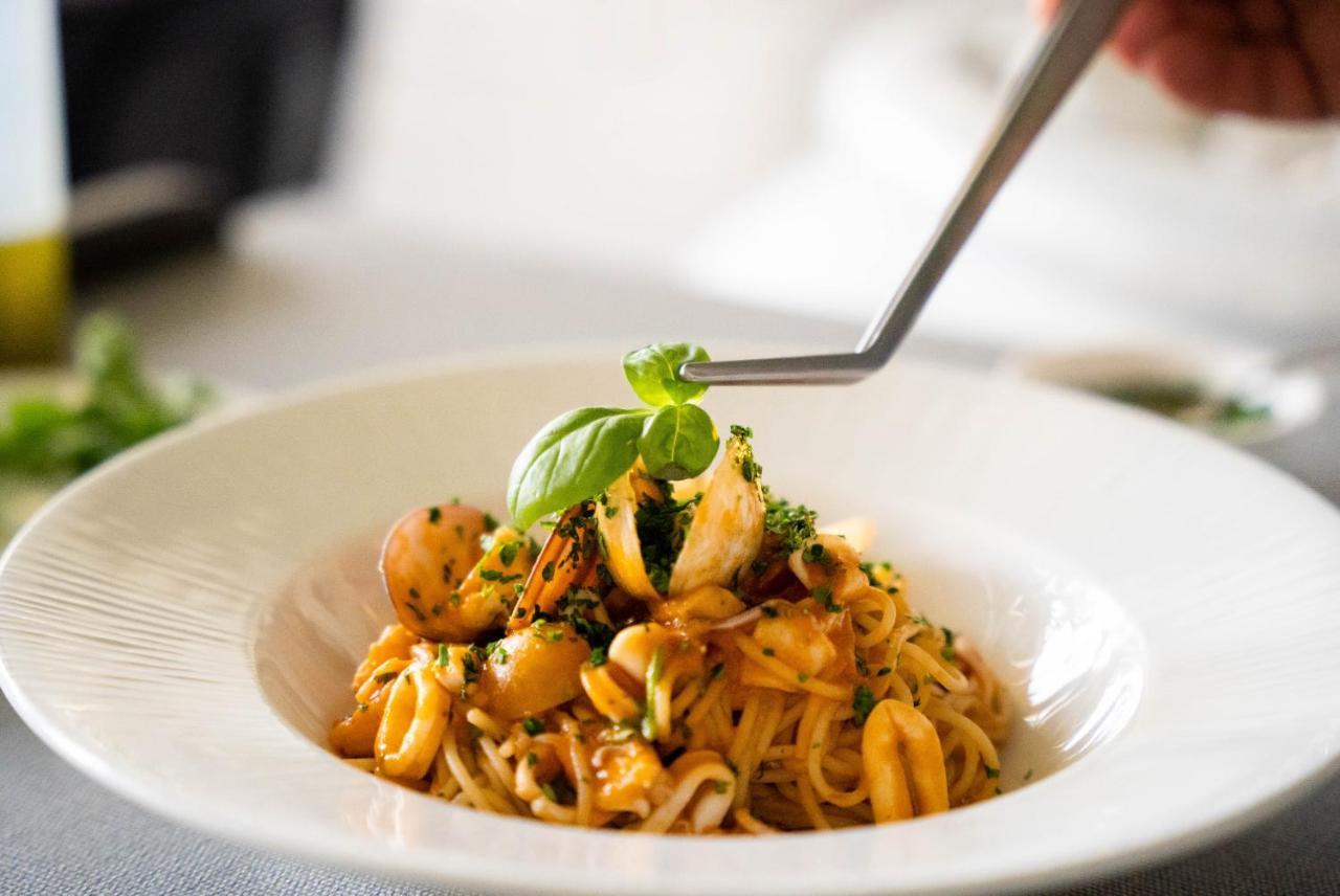 Jareed Hotel Rijad Zewnętrze zdjęcie A pasta dish